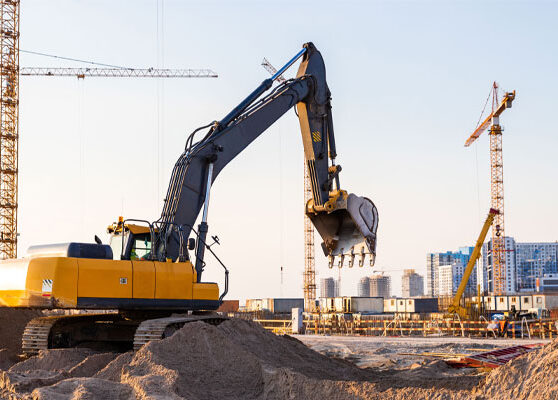 Equipment and Machinery that Need High Quality Hydraulic Oil